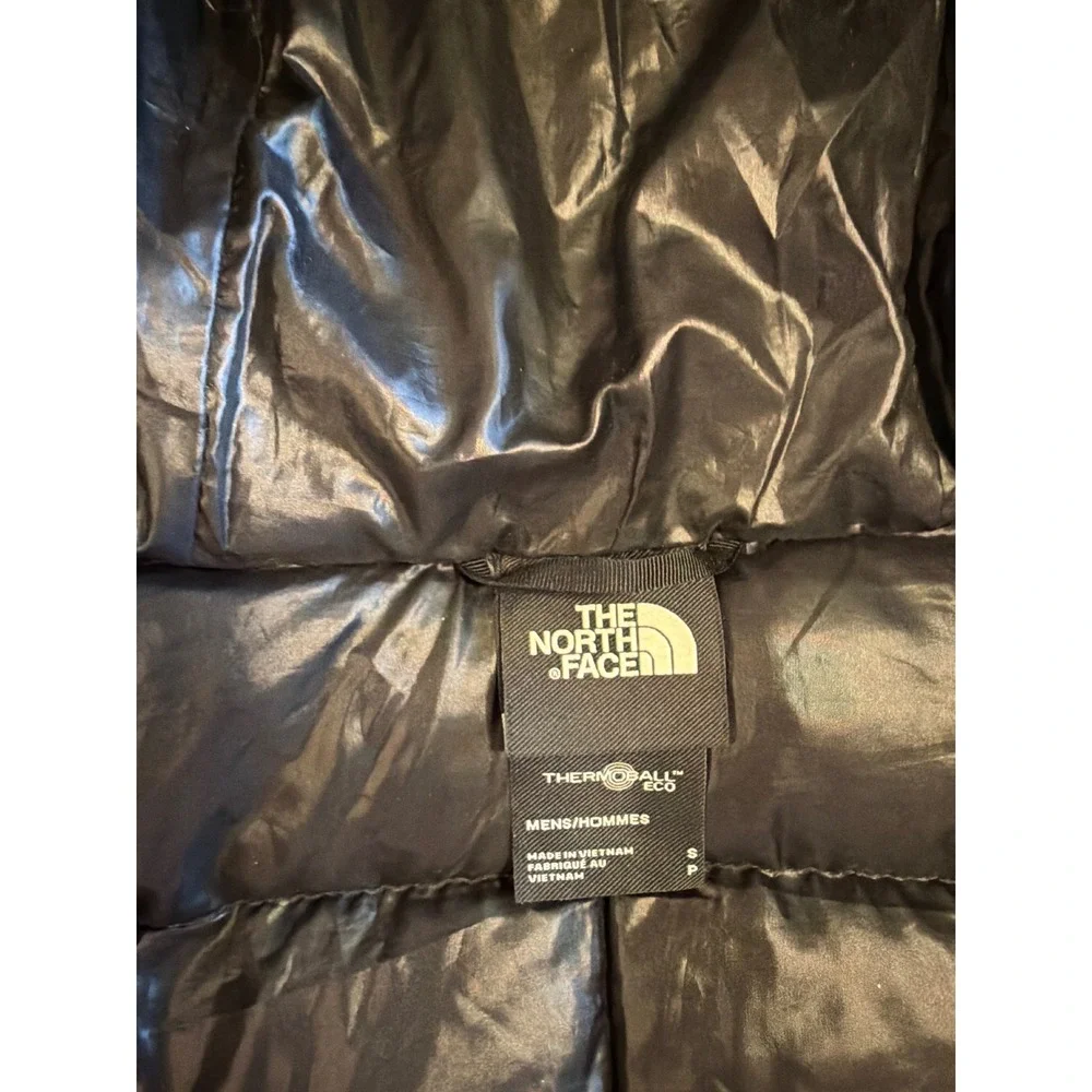 The North Face Mens ThermoBall Eco Hoodie Black Puffer Jacket Small FLAW